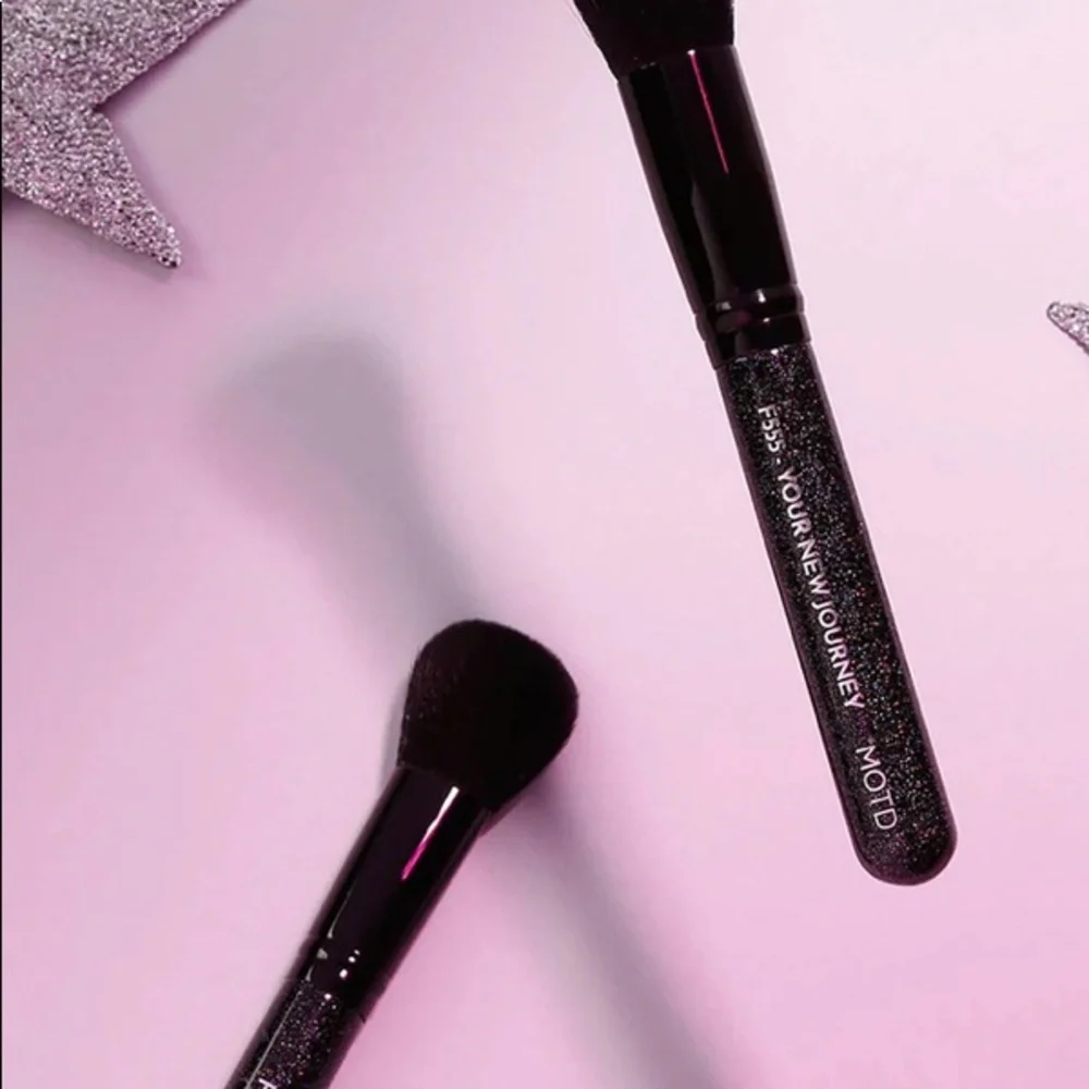 MOTD brush set